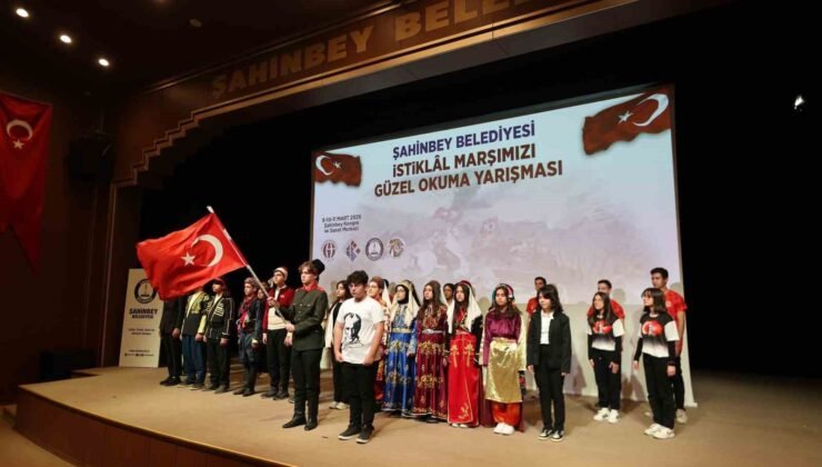 Şahinbeyli öğrenciler İstiklal Marşını en güzel okumak için yarıştı