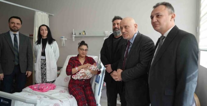 Samsun Şehir Hastanesi’nde kadın doğum ve çocuk klinikleri hizmette: İlk bebekler dünyaya geldi