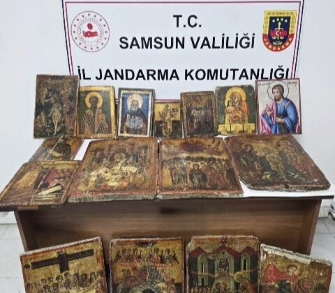 Samsun’da 18. yüzyıla ait tablolar ele geçirildi: 1 gözaltı