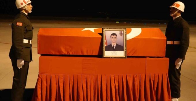 Şehit Açay’ın naaşı memleketine uğurlandı