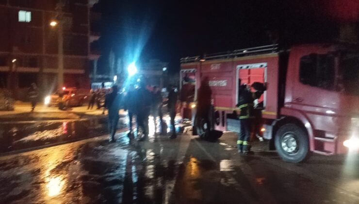 Siirt’te akaryakıt istasyonunda çıkan yangında faciadan dönüldü