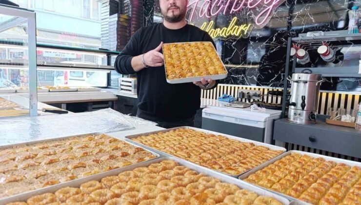 Simav’da bayram öncesi baklava satışlarında yoğunluk yaşanıyor