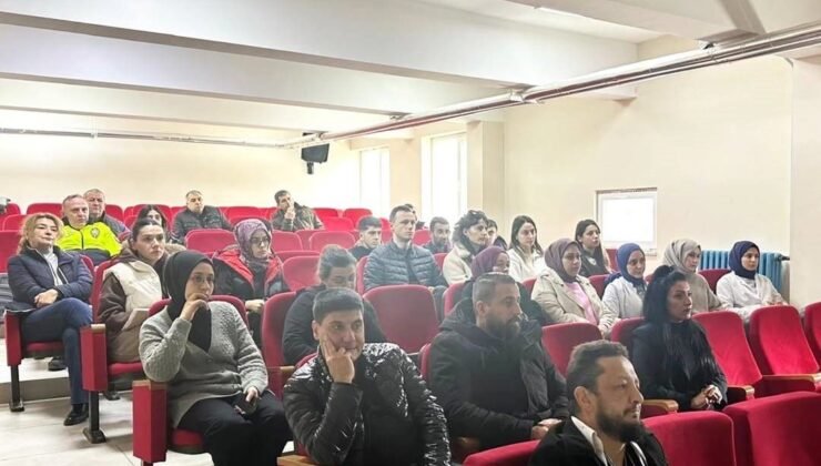 Sinop’ta narkotik ekiplerinden velilere “zehir” eğitimi