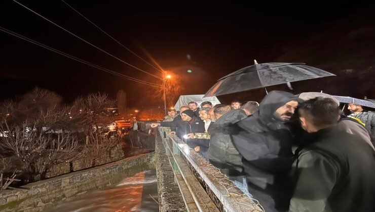 Şırnak Valisi Ekici sel bölgesinde: “Devletimiz tüm imkanlarıyla sahada”