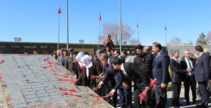 Şırnak’ta Çanakkale Zaferi ve şehitleri anıldı