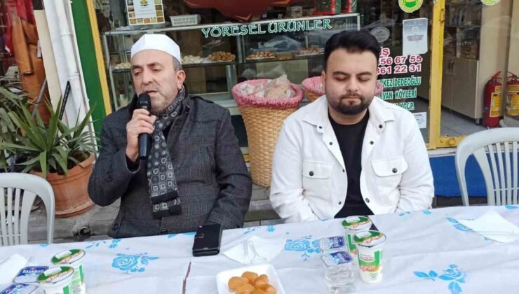 Sokak iftarında esnaf ve vatandaşlar bir araya geldi