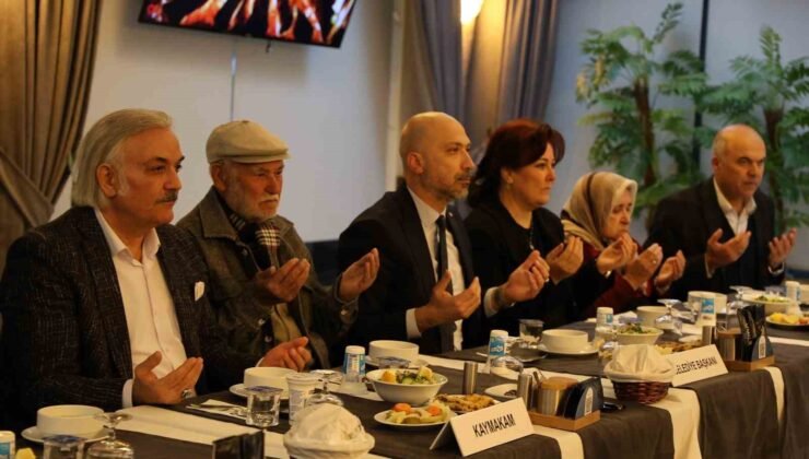 Söke’de protokol huzurevi sakinleriyle iftar sofrasında buluştu