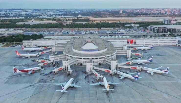 Şubat ayında havayoluyla seyahat edenlerin sayısı 45 ilin nüfusunu aştı