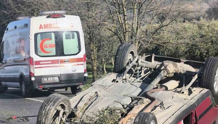 Takla atan araç sürücüsü hafif yaralandı