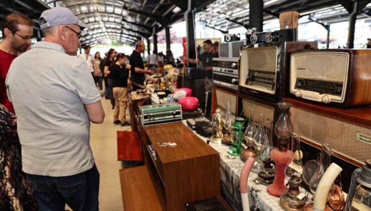 Talas’ta antikacılar Ramazan’da da buluşuyor