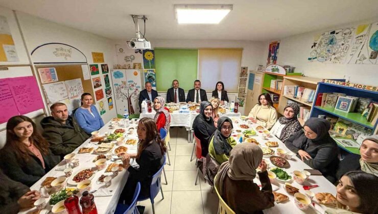 TEGV gönüllüleri ve yöneticiler iftarda buluştu