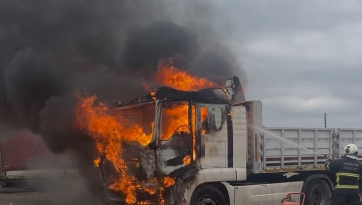 Tekirdağ’da park halindeki tır alev alev yandı