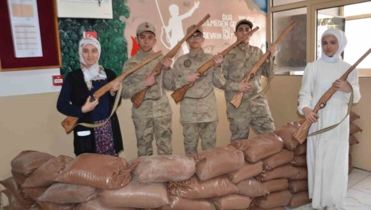 Tercan’da Çanakkale Zaferi’nin 111. yıl dönümü anıldı