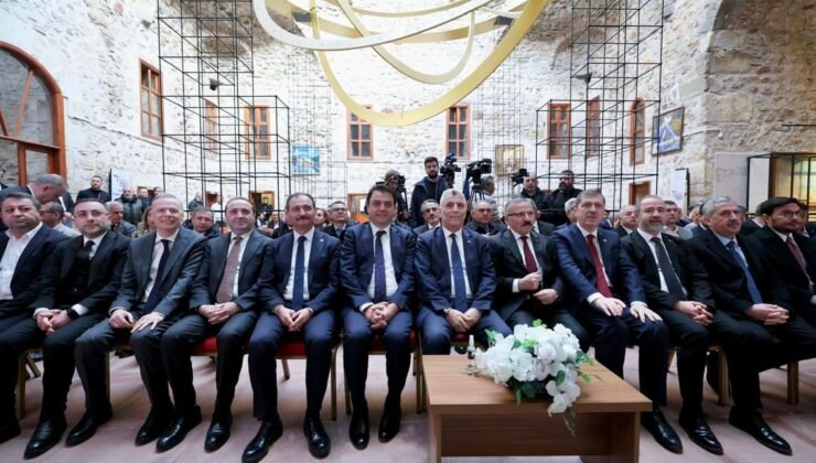 Ticaret Bakanı Bolat: “Barış yanlısı, dünyada oyun kuruculuğu ve barış tesis etmekle uğraşan Türkiye bir yıldız gibi parlıyor”