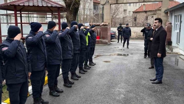 Tomarza’da güvenlik güçleriyle bayramlaşma ziyareti