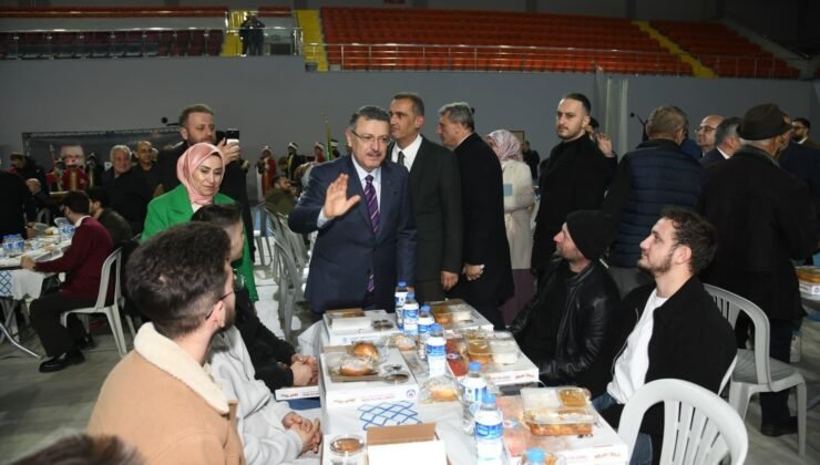 Trabzon’da Büyükşehir’in iftar sofralarında yüzbinler oruç açtı