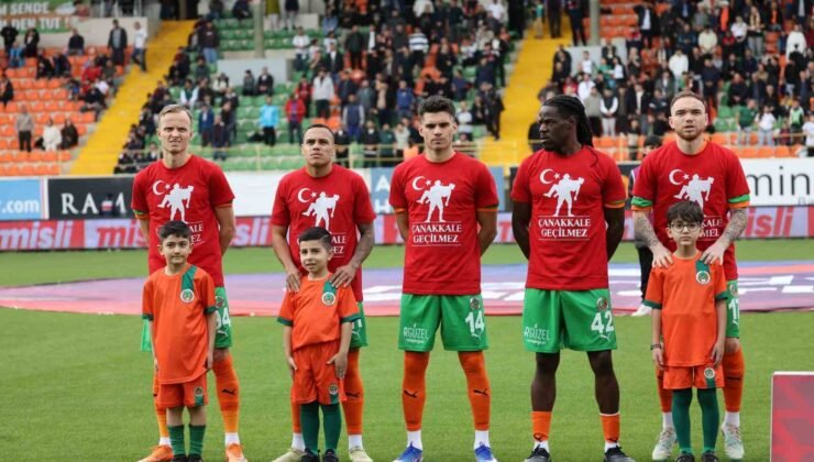 Trendyol Süper Lig: Corendon Alanyaspor: 2 – Kocaelispor: 0 (İlk yarı)