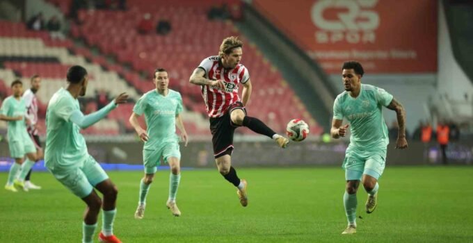 Trendyol Süper Lig: Samsunspor: 1 – Kayserispor: 0 (İlk yarı)