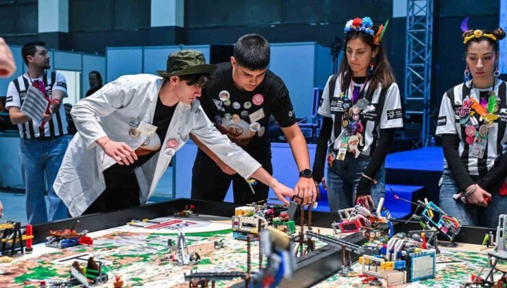 Türkiye’nin bilim kahramanları Fuar İzmir’de yarıştı