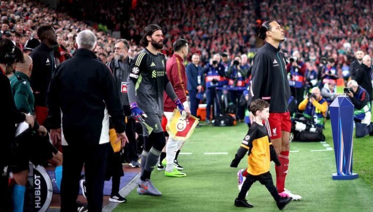 UEFA Şampiyonlar Ligi: Liverpool: 1 – Galatasaray: 0 (İlk yarı)