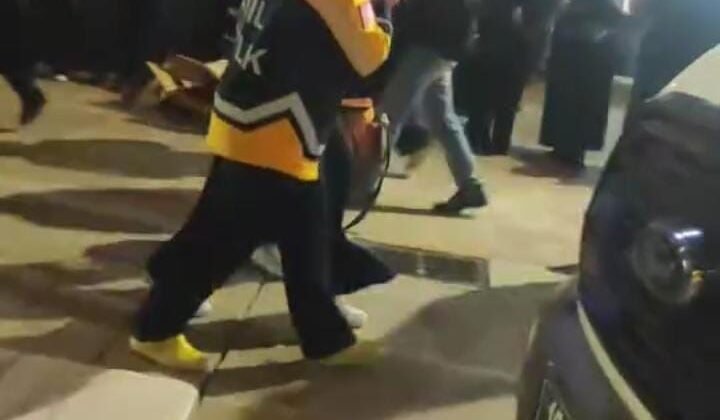 Ulu Camii’nde yoğunluk sebebiyle bir kadın baygınlık geçirdi