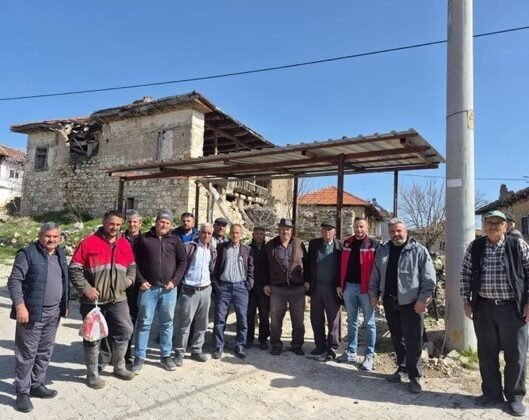 Uşak Tarım ve Orman Müdürlüğü ekipleri üreticilerle bir araya geldi