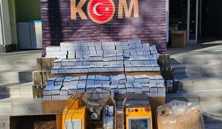 Uşak’ta çok sayıda kaçak makaron ve tütün ele geçirildi