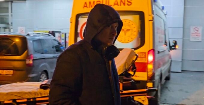 Uyuşturucu operasyonunda gözaltına alınan isimler sağlık kontrolünden geçirildi