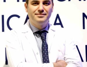 Uzmanı uyardı: “Ramazan’da yetersiz sıvı tüketimi böbrek taşını tetikleyebilir”