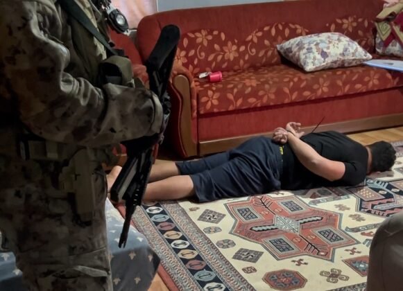 Yalova’da DEAŞ operasyonunda 1 tutuklama, 3 sınır dışı