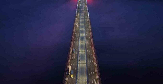 Yavuz Sultan Selim Köprüsü’nde sis manzarası mest etti