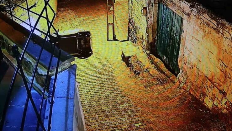 Yokuşu çıkamayan elektrikli bisiklet devrildi