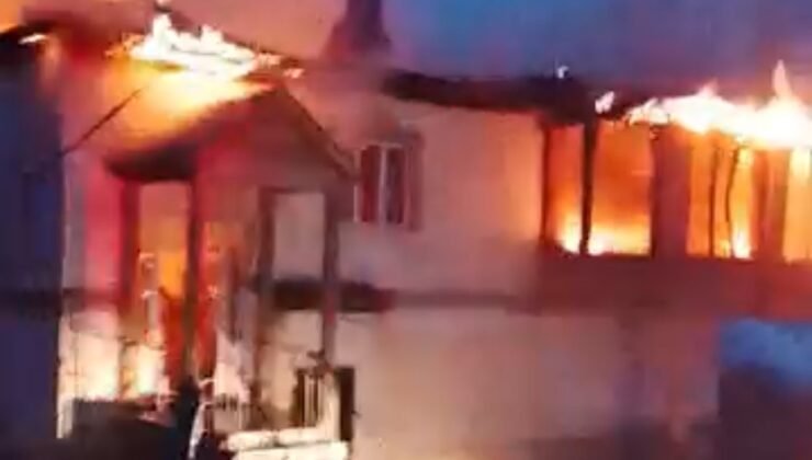 Yüksekova’da baca yangını