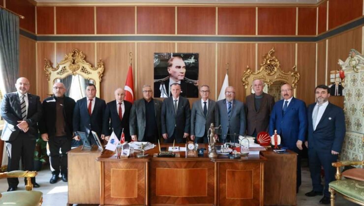 Yunusemre’de dışarıdan gelen stantlara kapılar kapandı