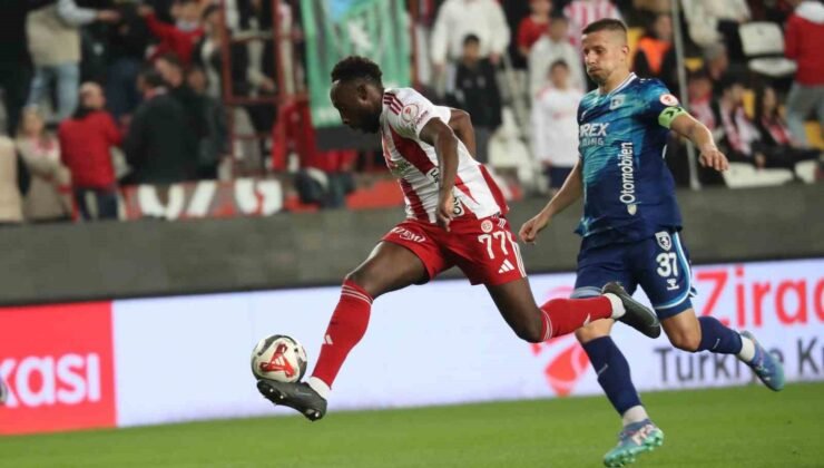 Ziraat Türkiye Kupası: Antalyaspor: 0 – Samsunspor: 0 (İlk yarı)