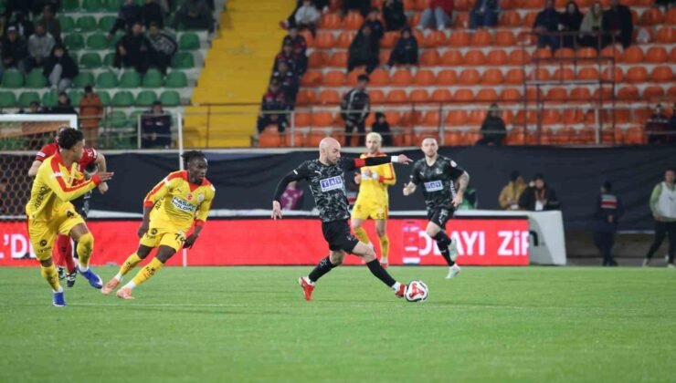 Ziraat Türkiye Kupası: Corendon Alanyaspor: 1 – Galatasaray: 2 (Maç sonucu)