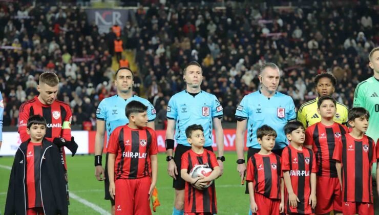 Ziraat Türkiye Kupası: Gaziantep FK: 0 – Fenerbahçe: 0 (Maç devam ediyor)